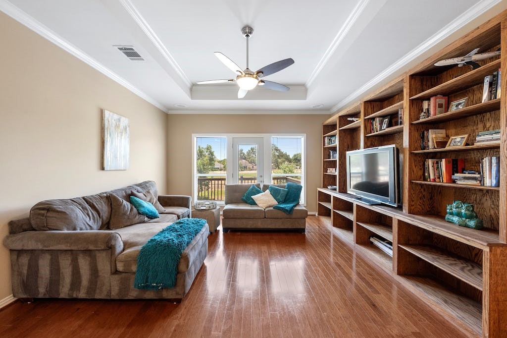 1207 Lakeway Drive , Lakeway, TX, 78734 | 5807259 | Realty Texas LLC
