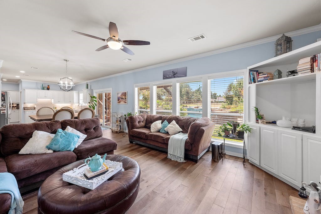 1207 Lakeway Drive , Lakeway, TX, 78734 | 5807259 | Realty Texas LLC