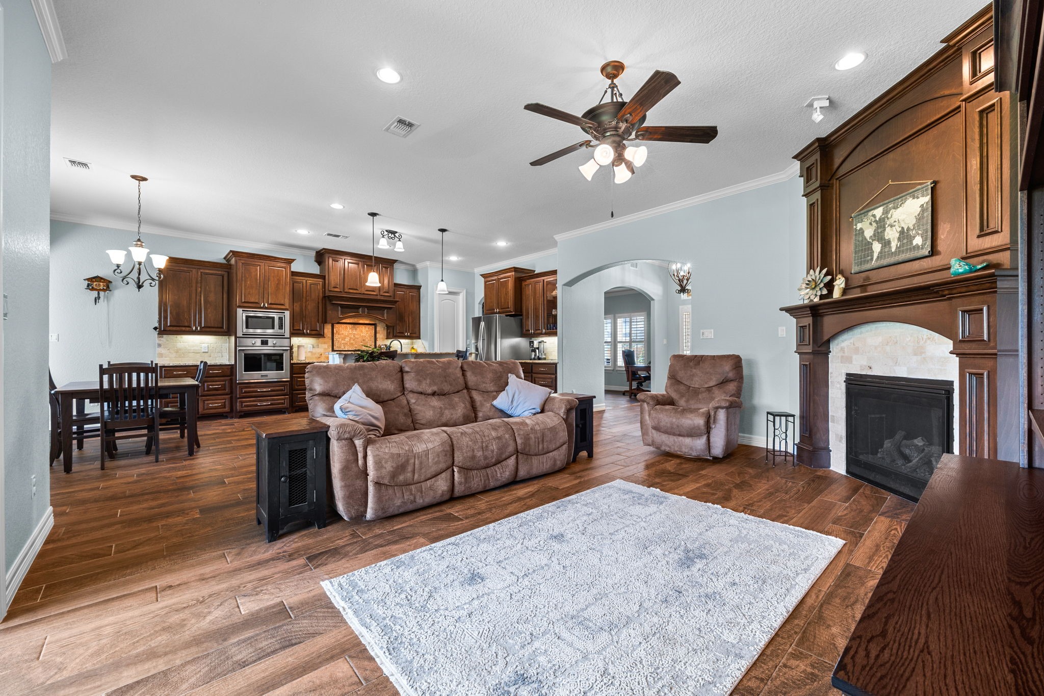 705 Rustic Oaks Drive , Angleton, TX, 77515 | 74477452 | Realty Texas LLC