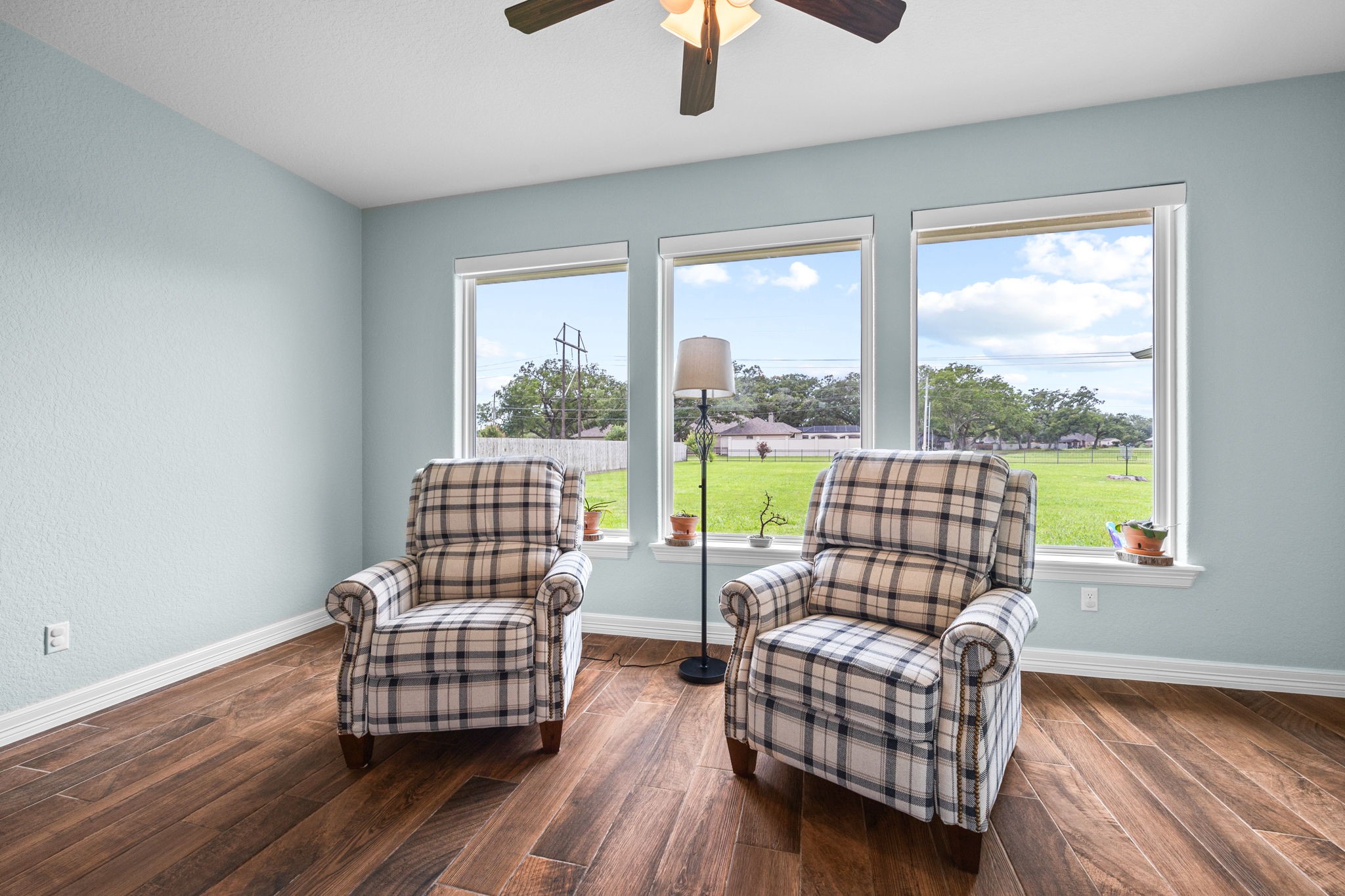 705 Rustic Oaks Drive , Angleton, TX, 77515 | 74477452 | Realty Texas LLC