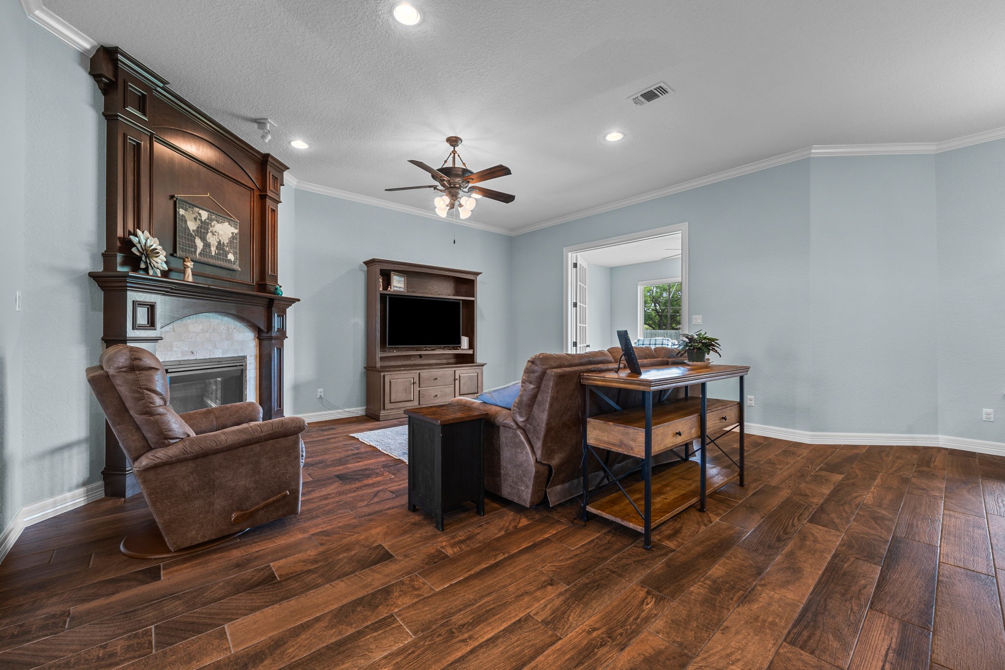 705 Rustic Oaks Drive , Angleton, TX, 77515 | 74477452 | Realty Texas LLC