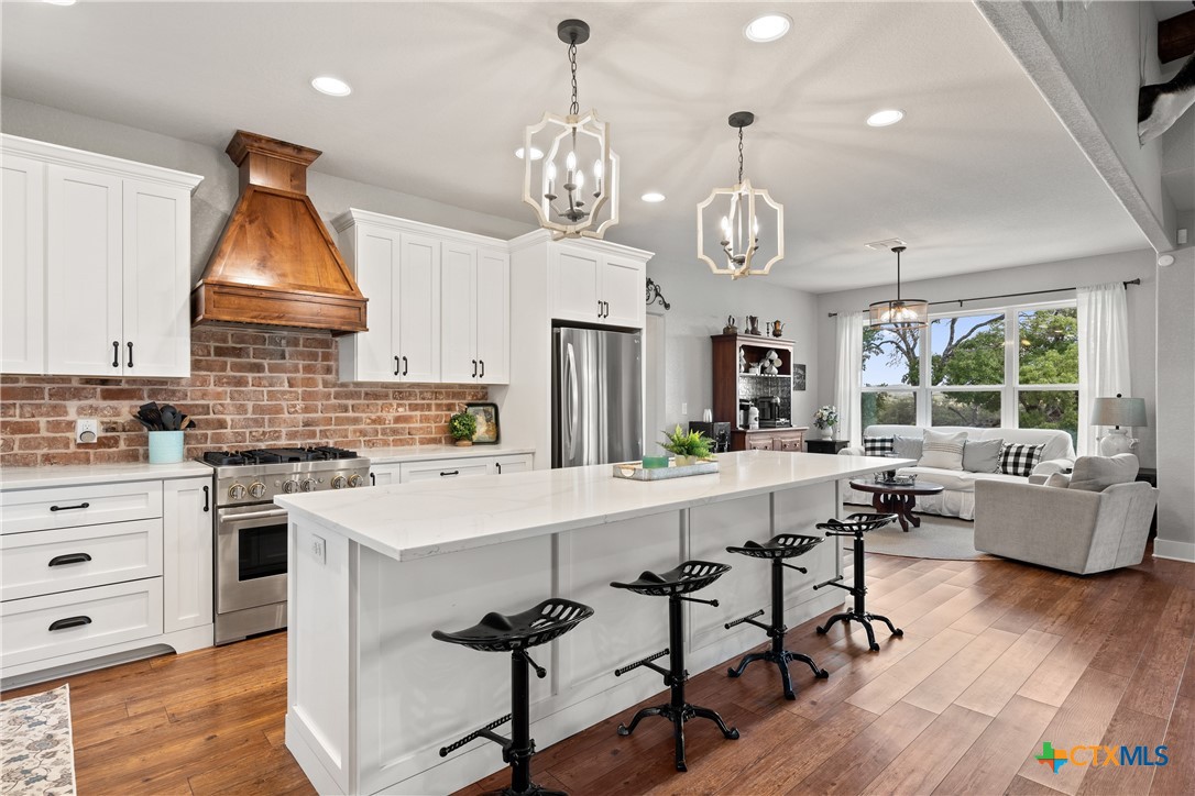 2454 McKinney Loop , Blanco, TX, 78606 | 545818 | Realty Texas LLC