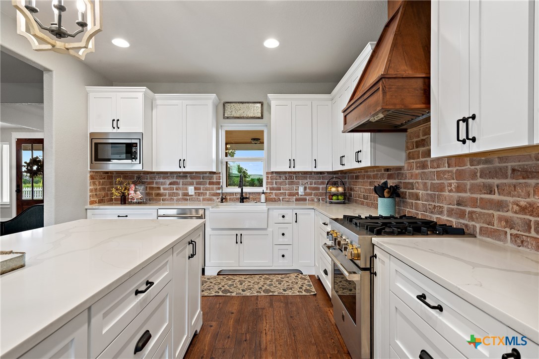 2454 McKinney Loop , Blanco, TX, 78606 | 545818 | Realty Texas LLC