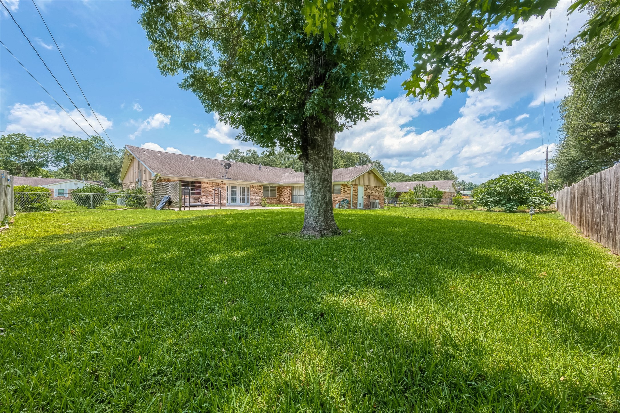 1327 Kelving Way , Wharton, TX, 77488 | 49161839 | Realty Texas LLC