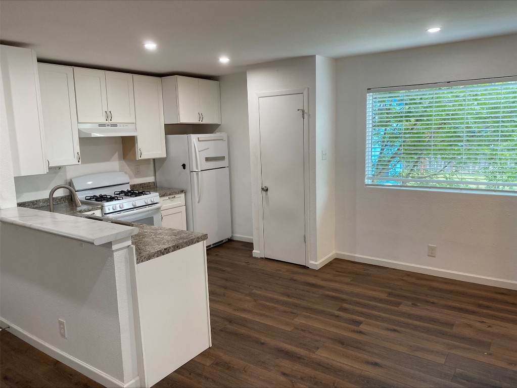 2200 Leah Cove C