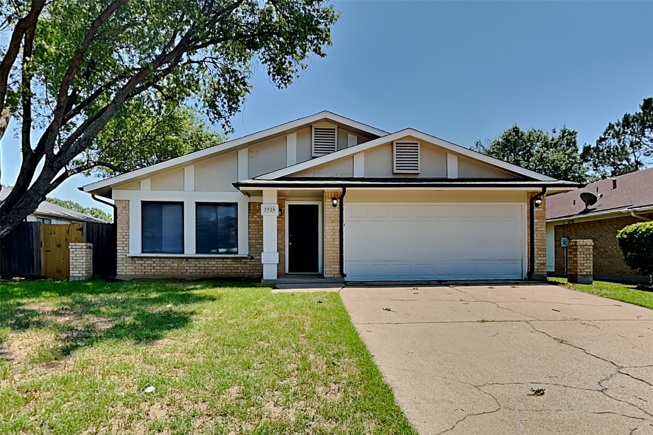 2920 Oakridge Drive , Bedford, TX, 76021 | 20631966 | Realty Texas LLC