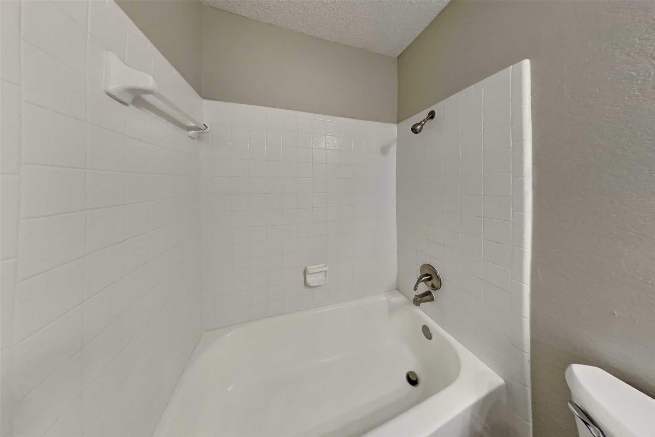 2920 Oakridge Drive , Bedford, TX, 76021 | 20631966 | Realty Texas LLC