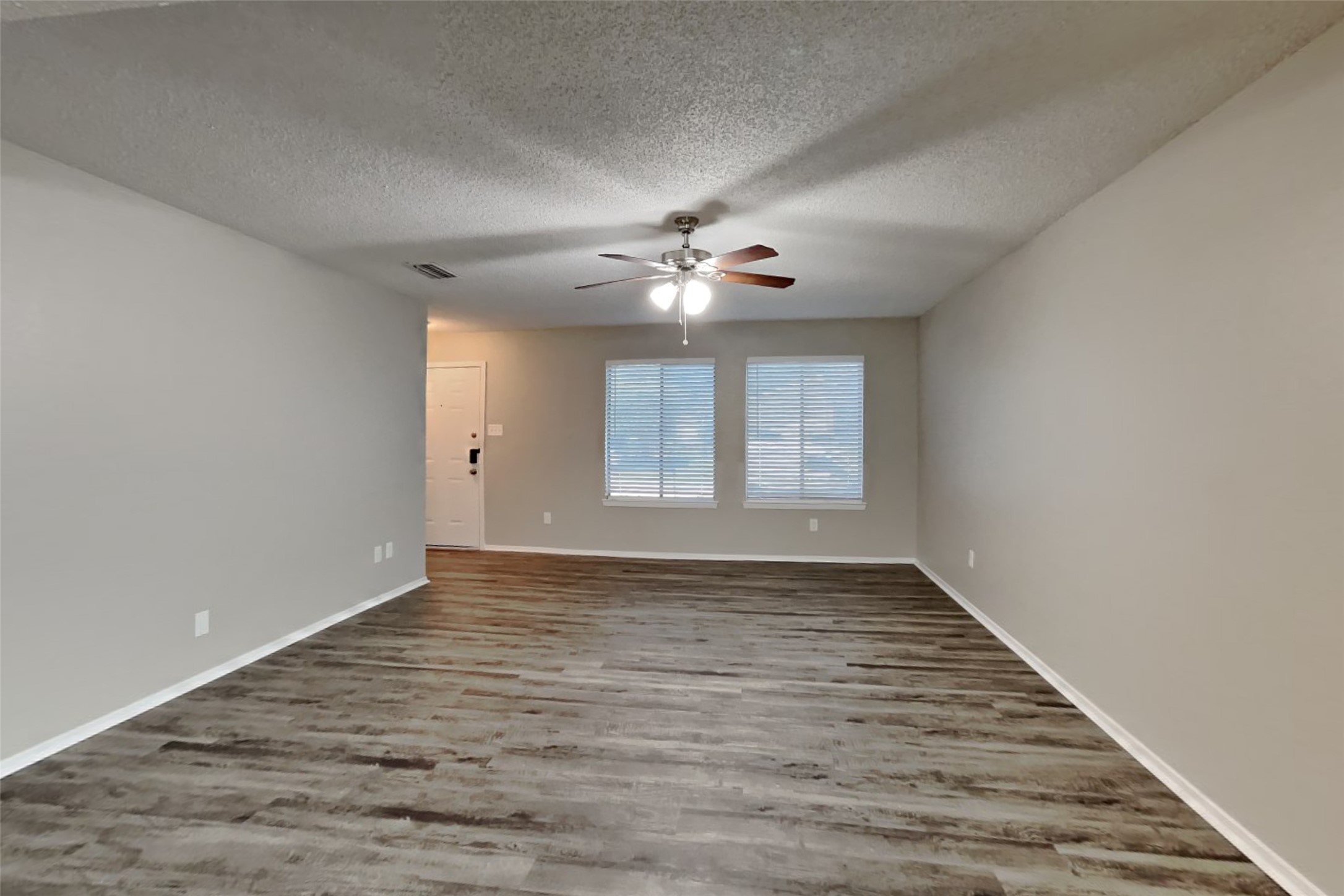 2920 Oakridge Drive , Bedford, TX, 76021 | 20631966 | Realty Texas LLC
