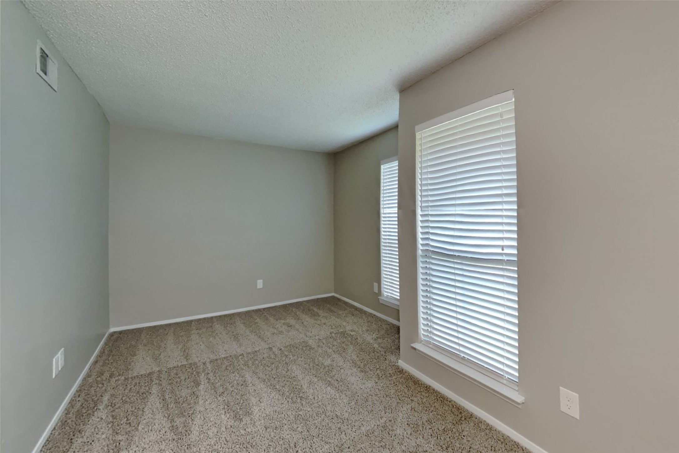 2920 Oakridge Drive , Bedford, TX, 76021 | 20631966 | Realty Texas LLC