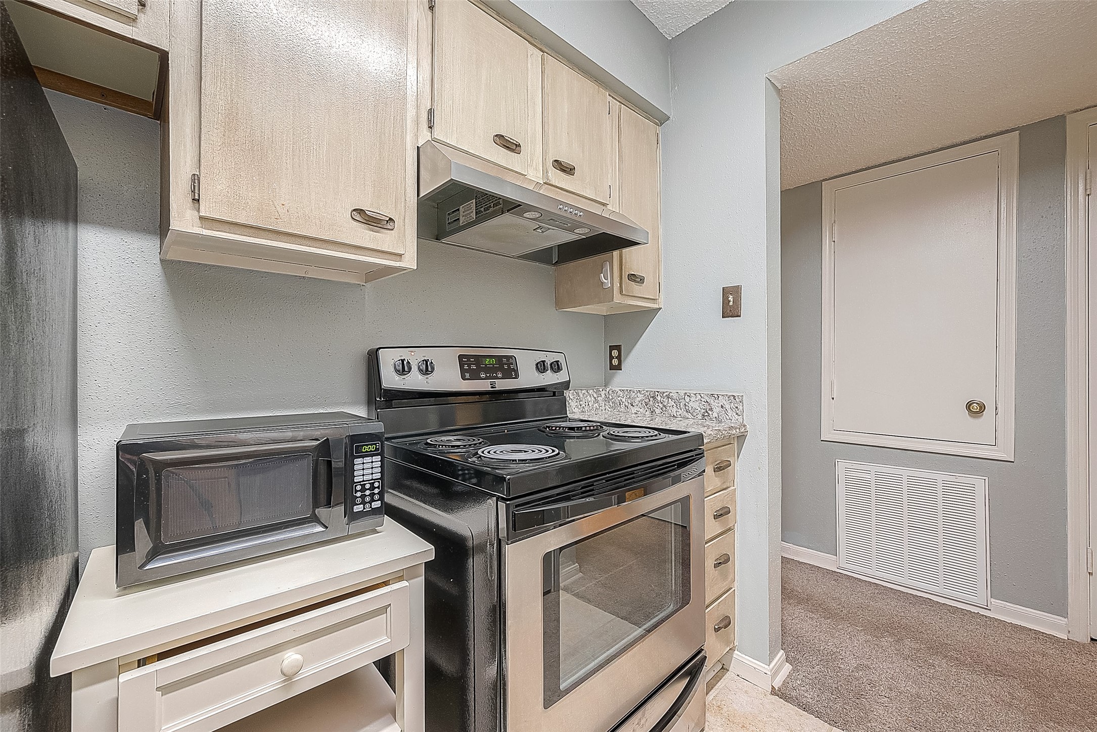 700 Thicket Lane 106 , Houston, TX, 77079 | 71976387 | Realty Texas LLC