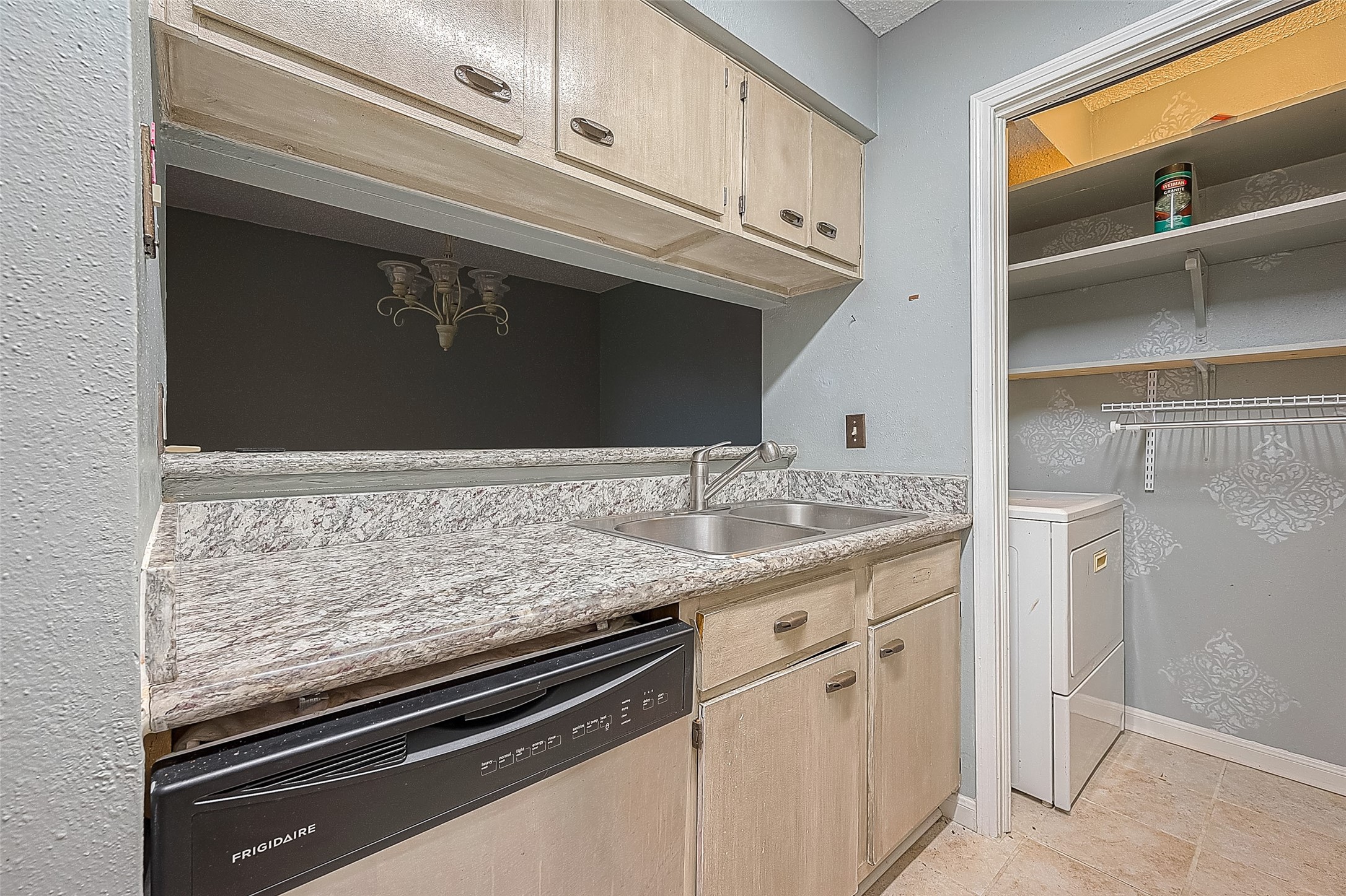 700 Thicket Lane 106 , Houston, TX, 77079 | 71976387 | Realty Texas LLC