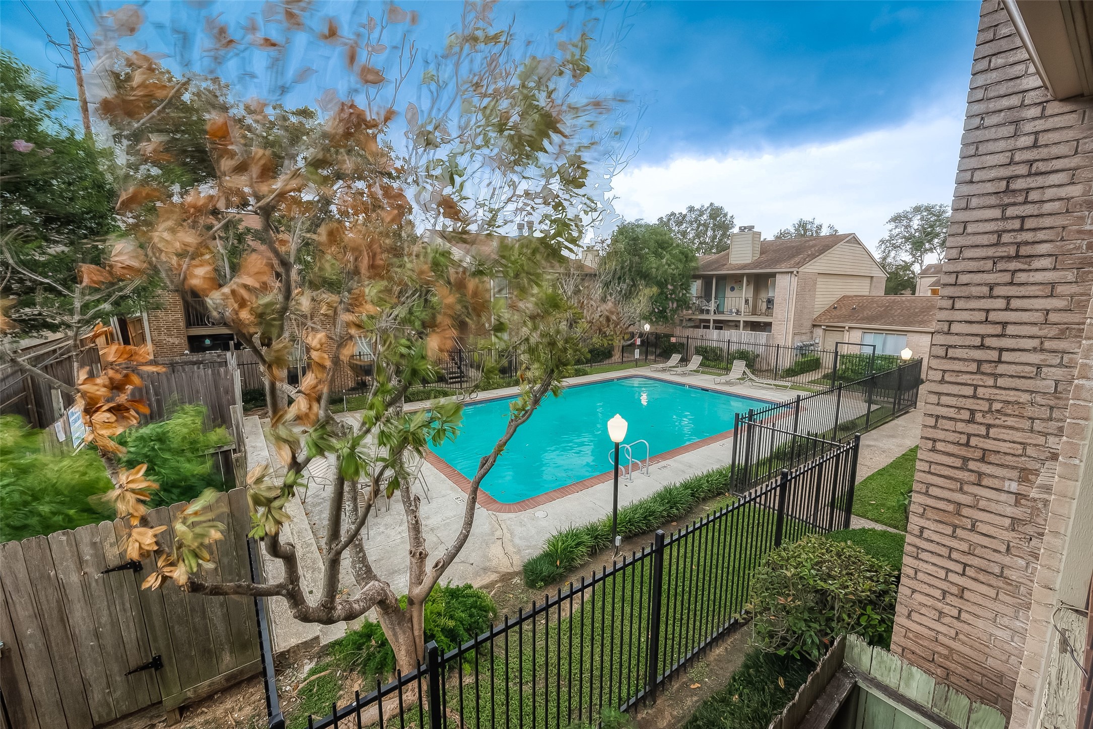 700 Thicket Lane 106 , Houston, TX, 77079 | 71976387 | Realty Texas LLC