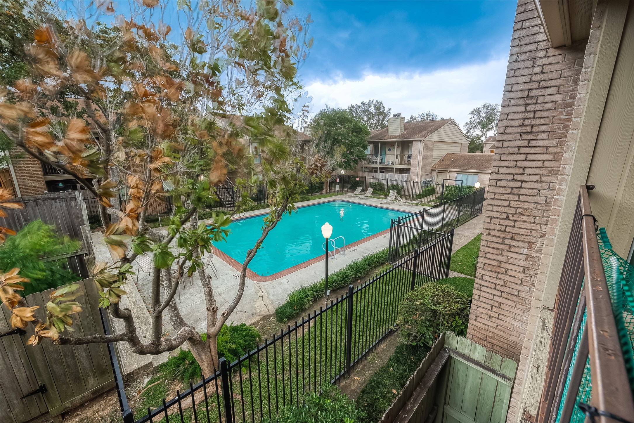 700 Thicket Lane 106 , Houston, TX, 77079 | 71976387 | Realty Texas LLC