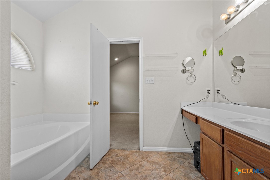 124 Dropper , Kyle, TX, 78640 | 544677 | Realty Texas LLC