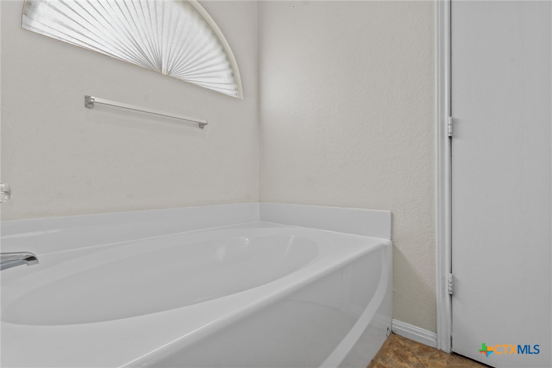 124 Dropper , Kyle, TX, 78640 | 544677 | Realty Texas LLC