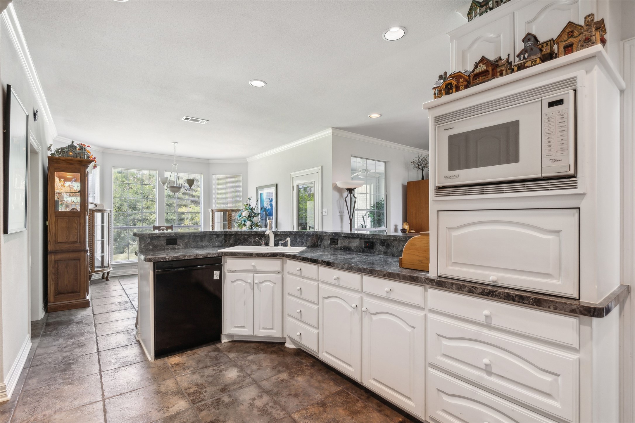 202 Cedar Drive , Grand Prairie, TX, 75052 | 20630702 | Realty Texas LLC