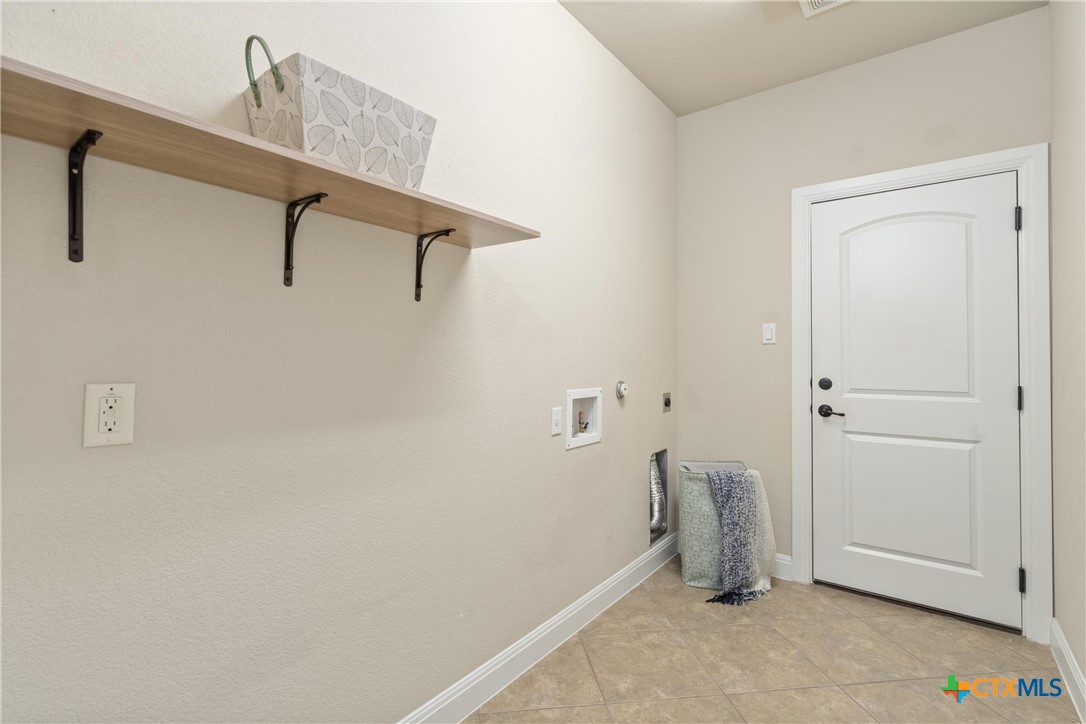 208 Lismore Street , Hutto, TX, 78634 | 545949 | Realty Texas LLC