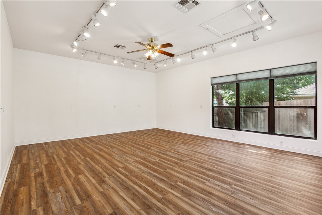 10008 Ramblewood Drive , Woodway, TX, 76712 | 223310 | Realty Texas LLC