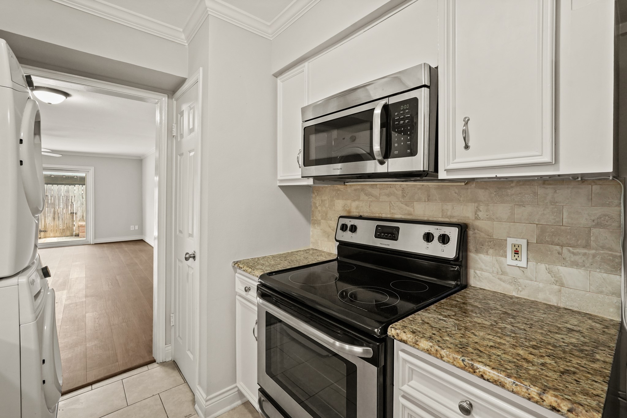 13044 Trail Hollow Drive , Houston, TX, 77079 | 37233902 | Realty Texas LLC