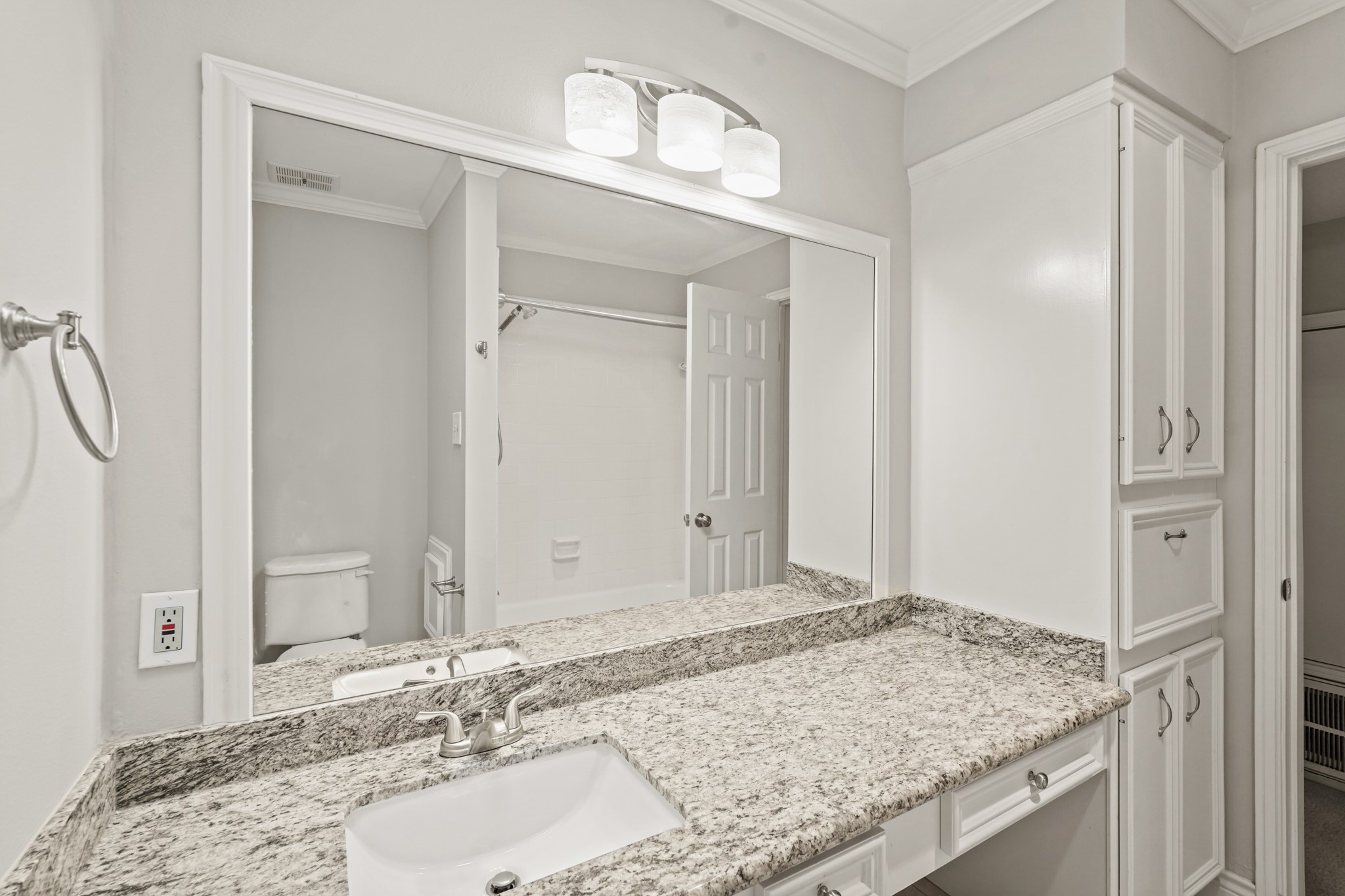 13044 Trail Hollow Drive , Houston, TX, 77079 | 37233902 | Realty Texas LLC