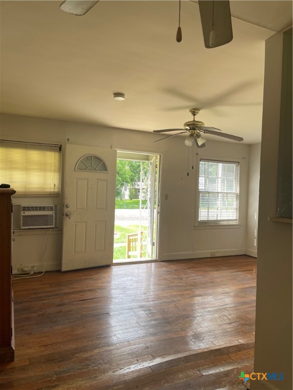 404 Sheehan Street , Yoakum, TX, 77995 | 545719 | Realty Texas LLC