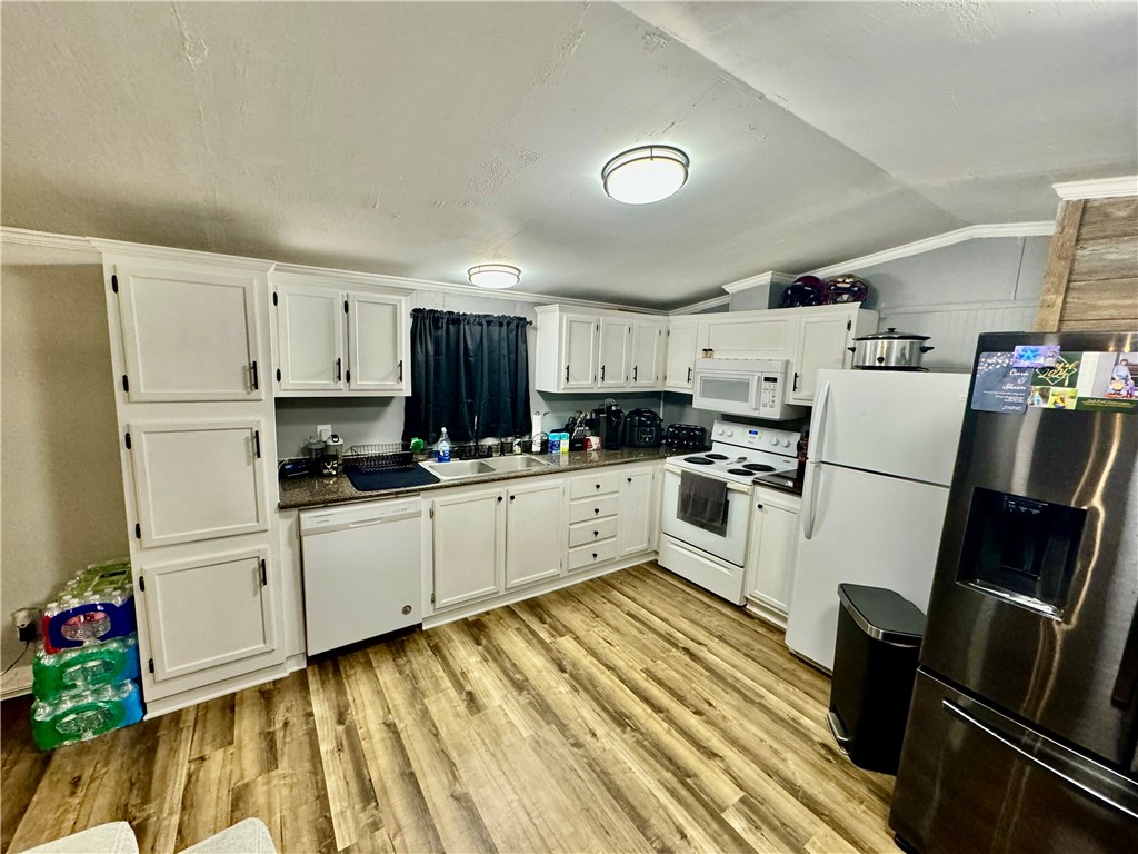 408 Lyndon Drive , Woodway, TX, 76712 | 223361 | Realty Texas LLC