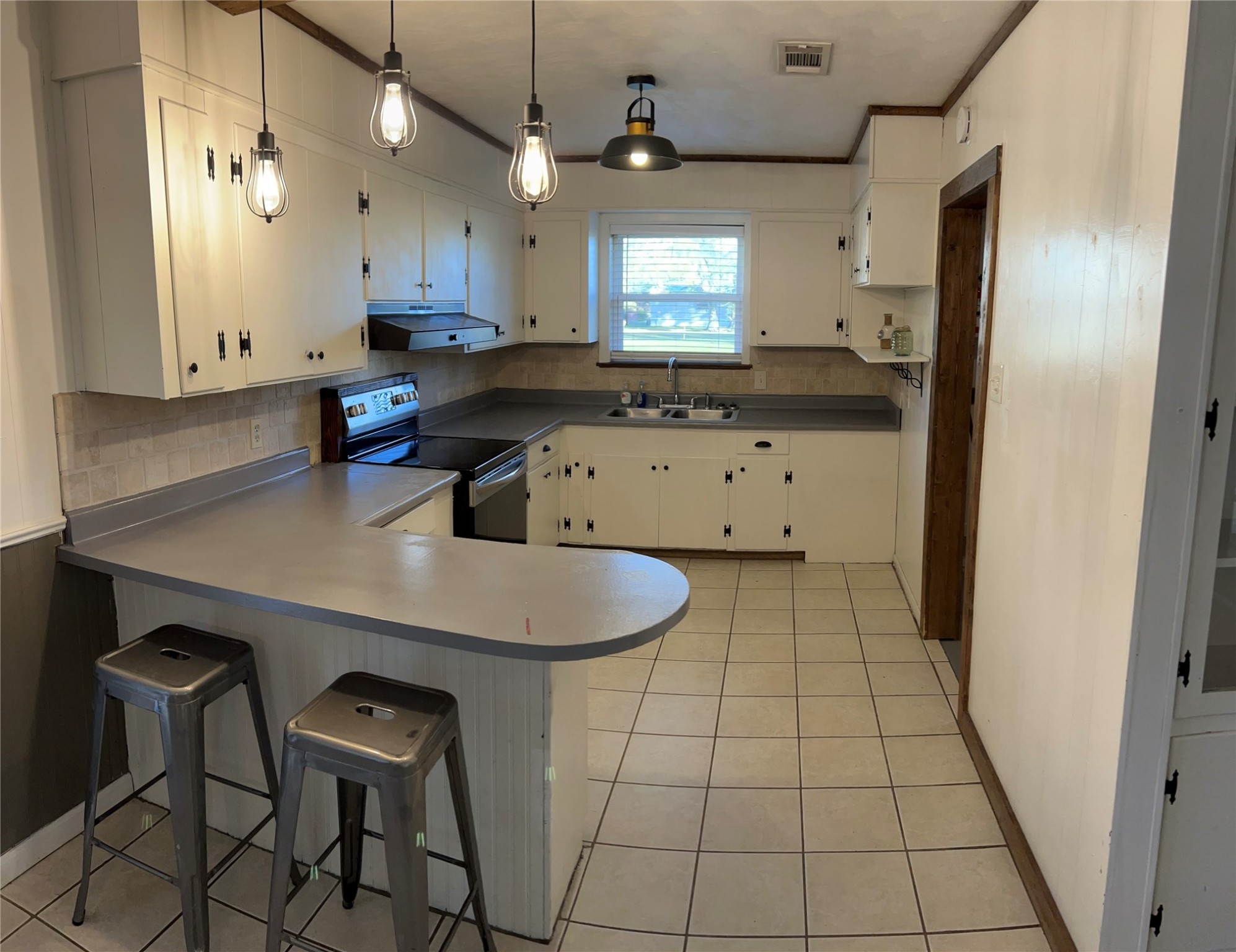 980 Lee Street , Sour Lake, TX, 77659 | 65964702 | Realty Texas LLC