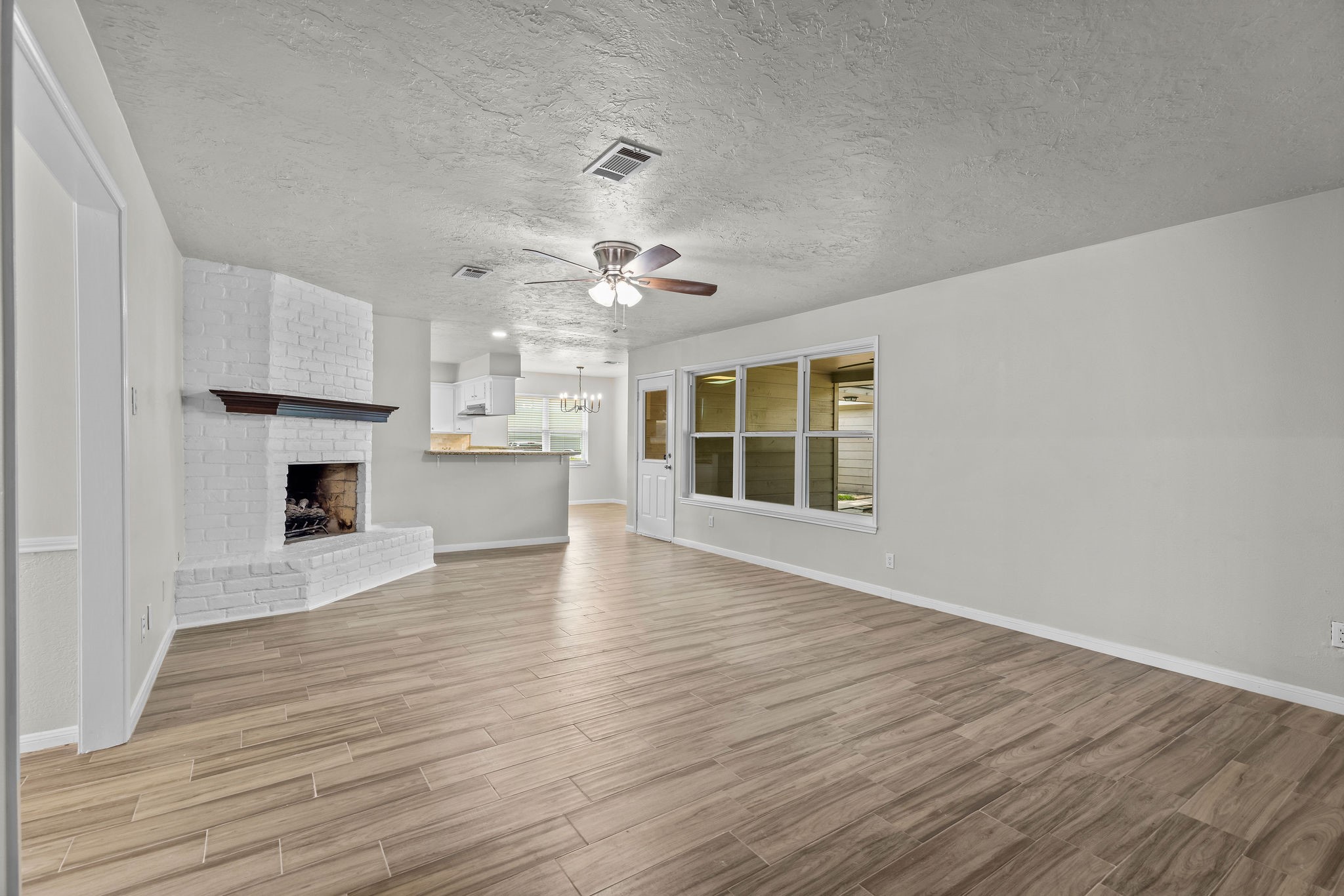 27201 Paula Lane , Conroe, TX, 77385 | 67827293 | Realty Texas LLC