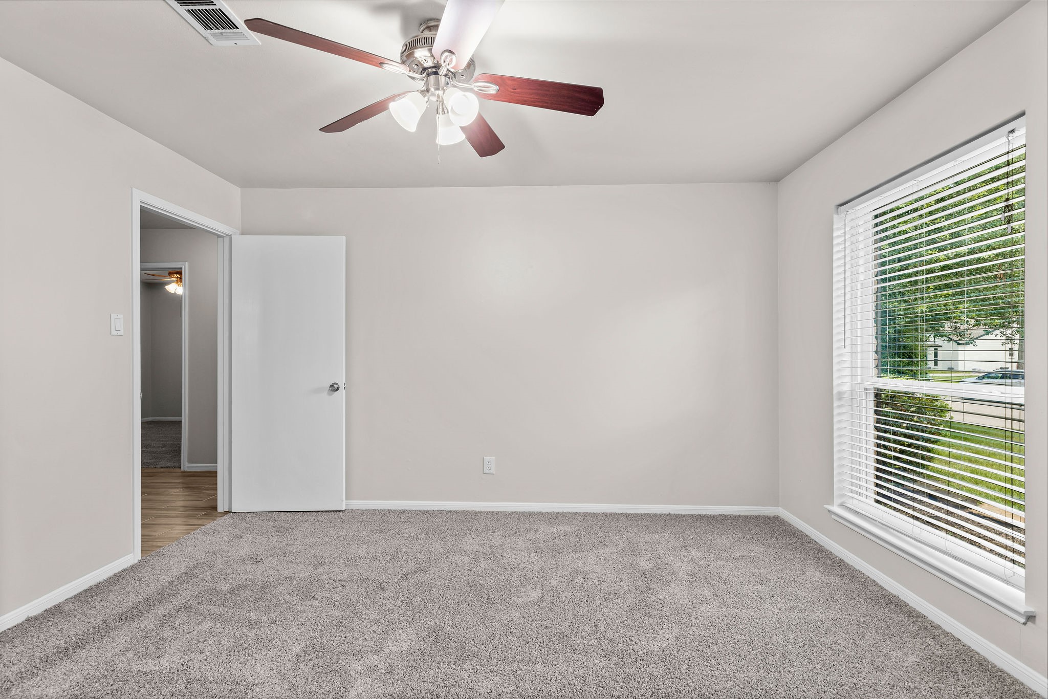 27201 Paula Lane , Conroe, TX, 77385 | 67827293 | Realty Texas LLC
