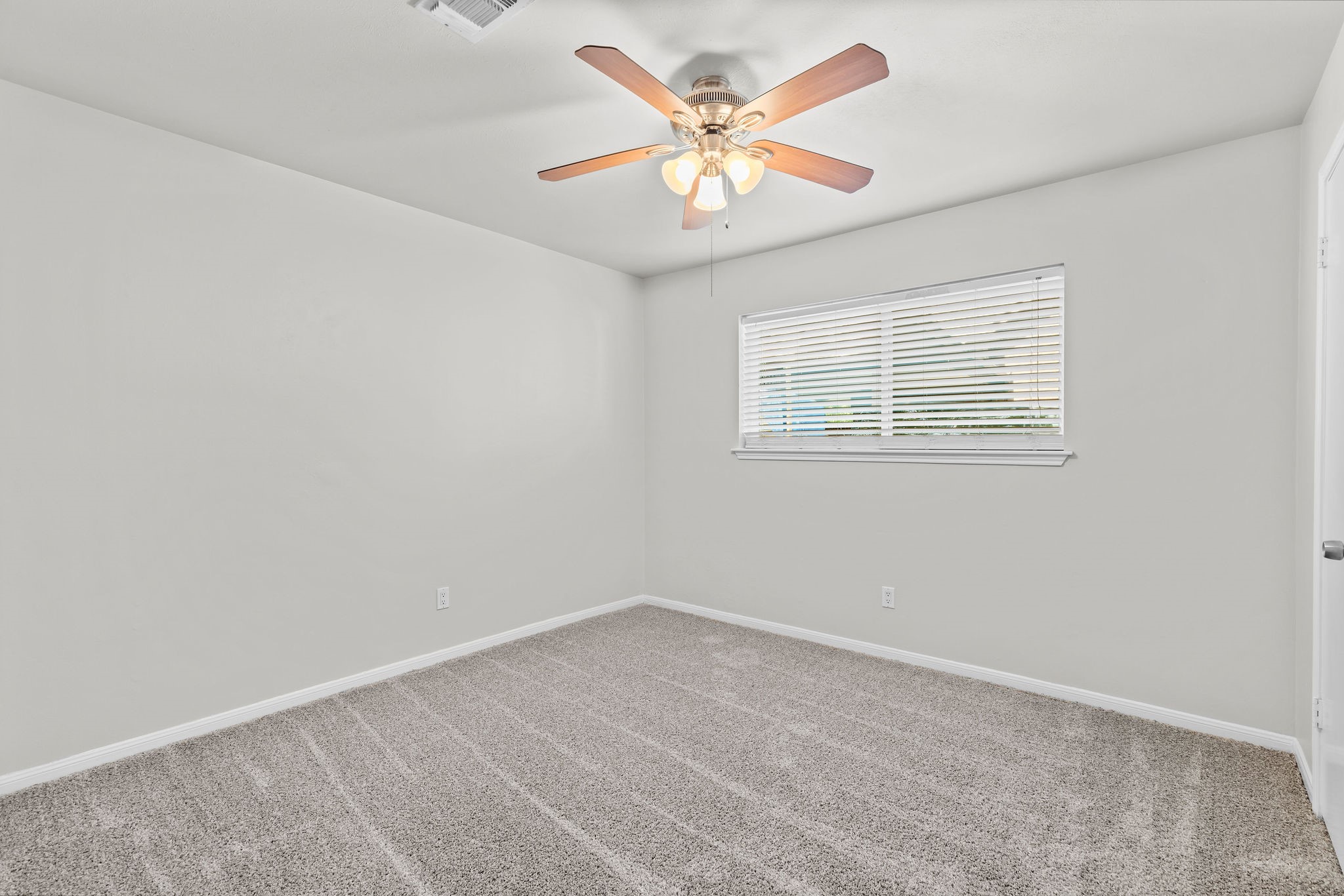 27201 Paula Lane , Conroe, TX, 77385 | 67827293 | Realty Texas LLC