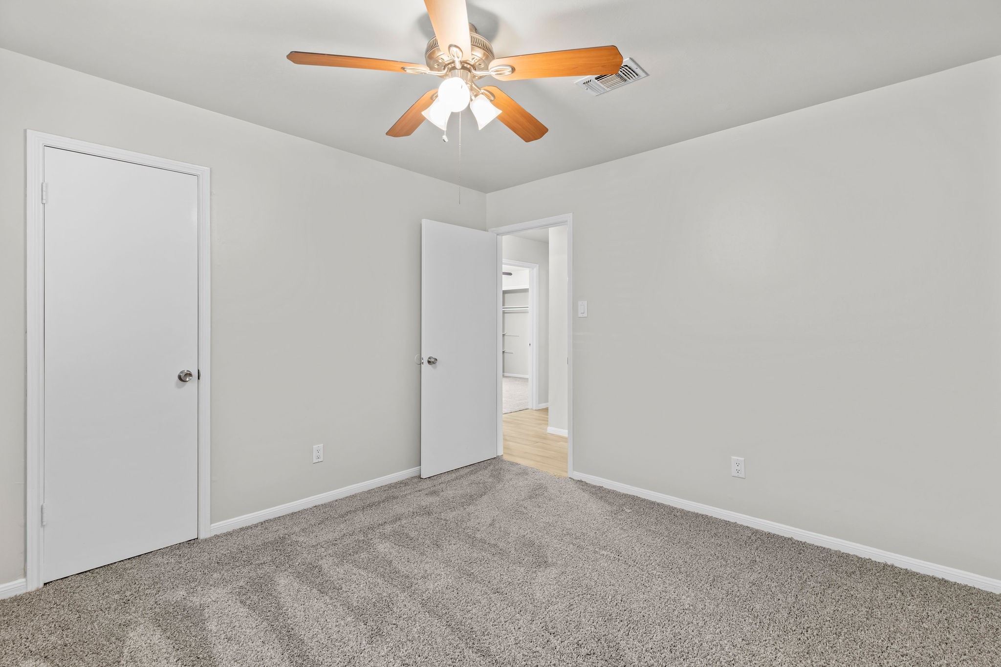 27201 Paula Lane , Conroe, TX, 77385 | 67827293 | Realty Texas LLC
