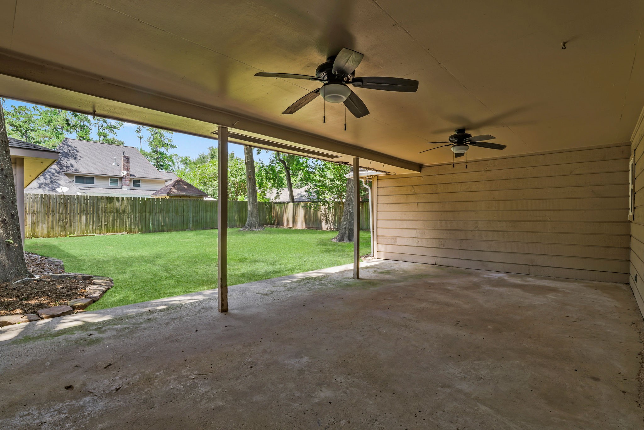 27201 Paula Lane , Conroe, TX, 77385 | 67827293 | Realty Texas LLC