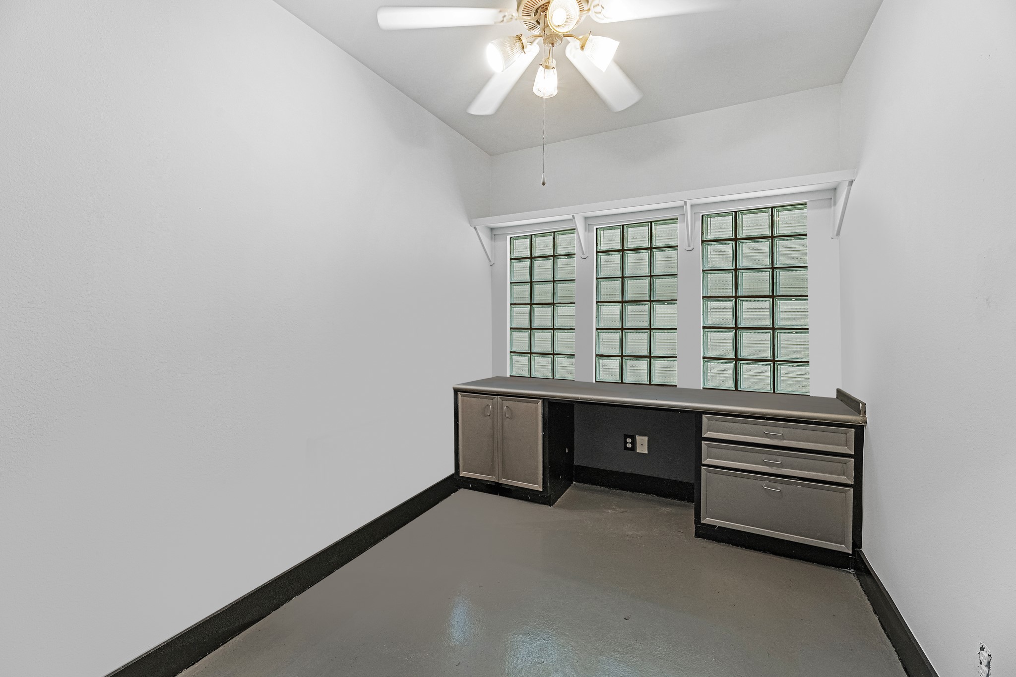 9810 Abigail Grace Court , Houston, TX, 77025 | 48630460 | Realty Texas LLC