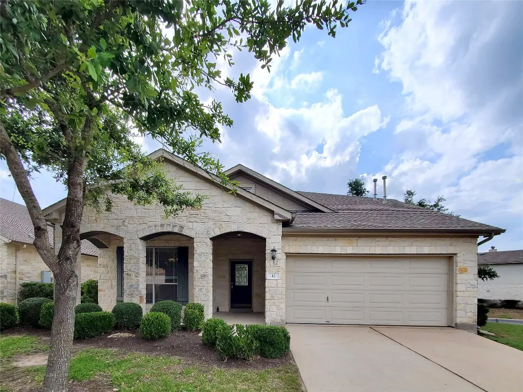 12 White Magnolia Circle 