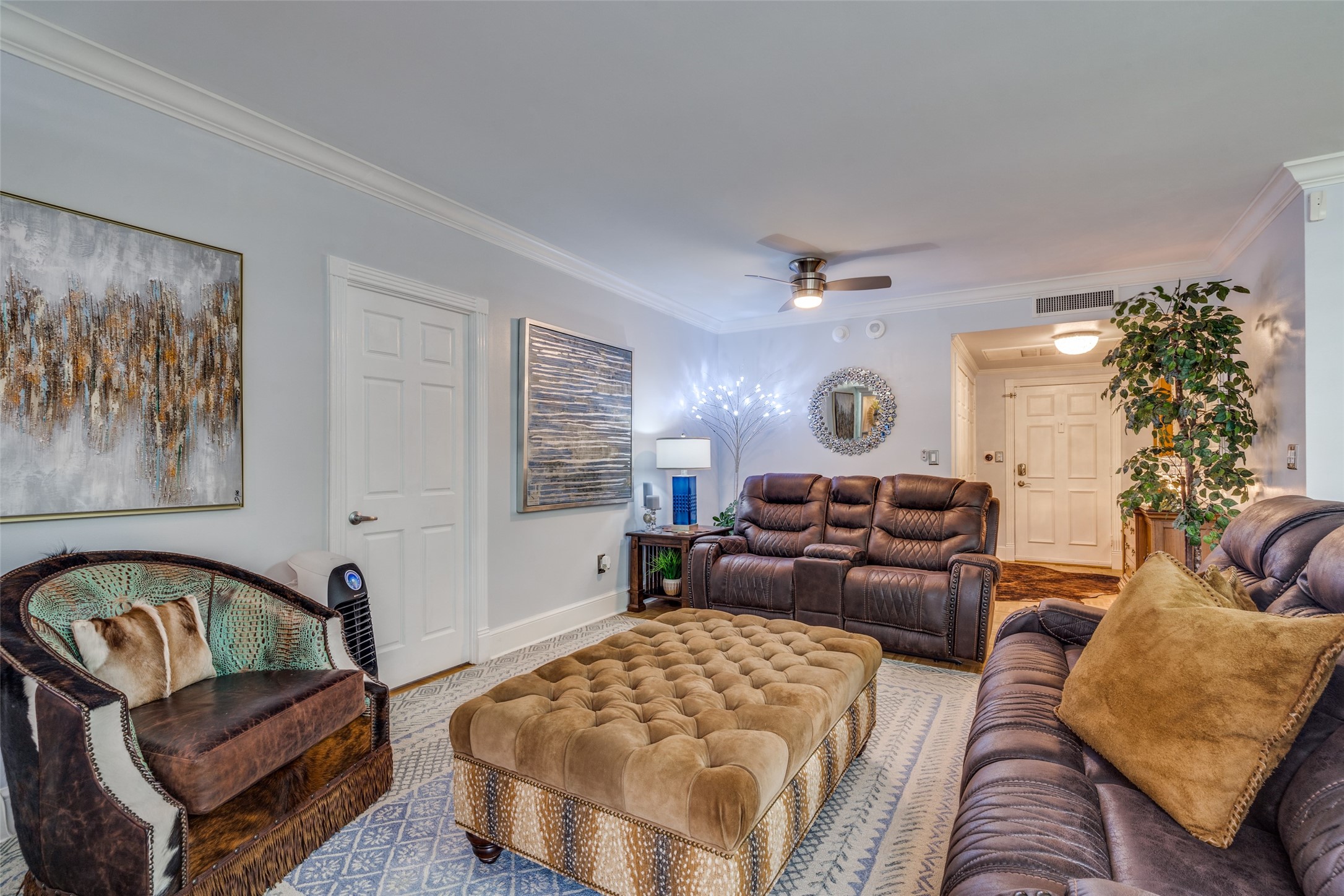 3701 Turtle Creek Boulevard 3K , Dallas, TX, 75219 | 20635623 | Realty Texas LLC