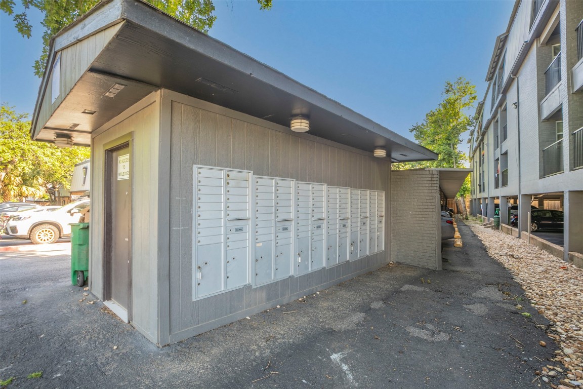 2020 S Congress Avenue 1312 , Austin, TX, 78704 | 6234607 | Realty Texas LLC