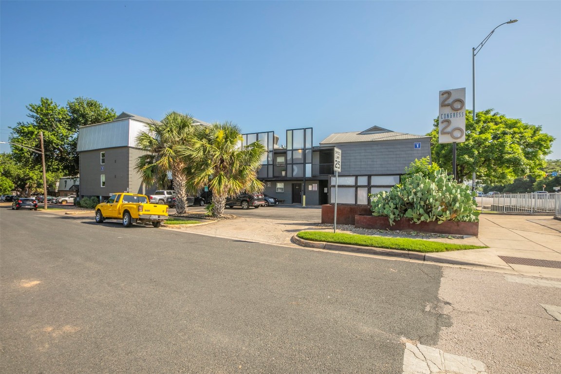 2020 S Congress Avenue 1312 , Austin, TX, 78704 | 6234607 | Realty Texas LLC