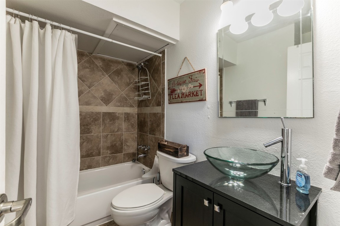2020 S Congress Avenue 1312 , Austin, TX, 78704 | 6234607 | Realty Texas LLC