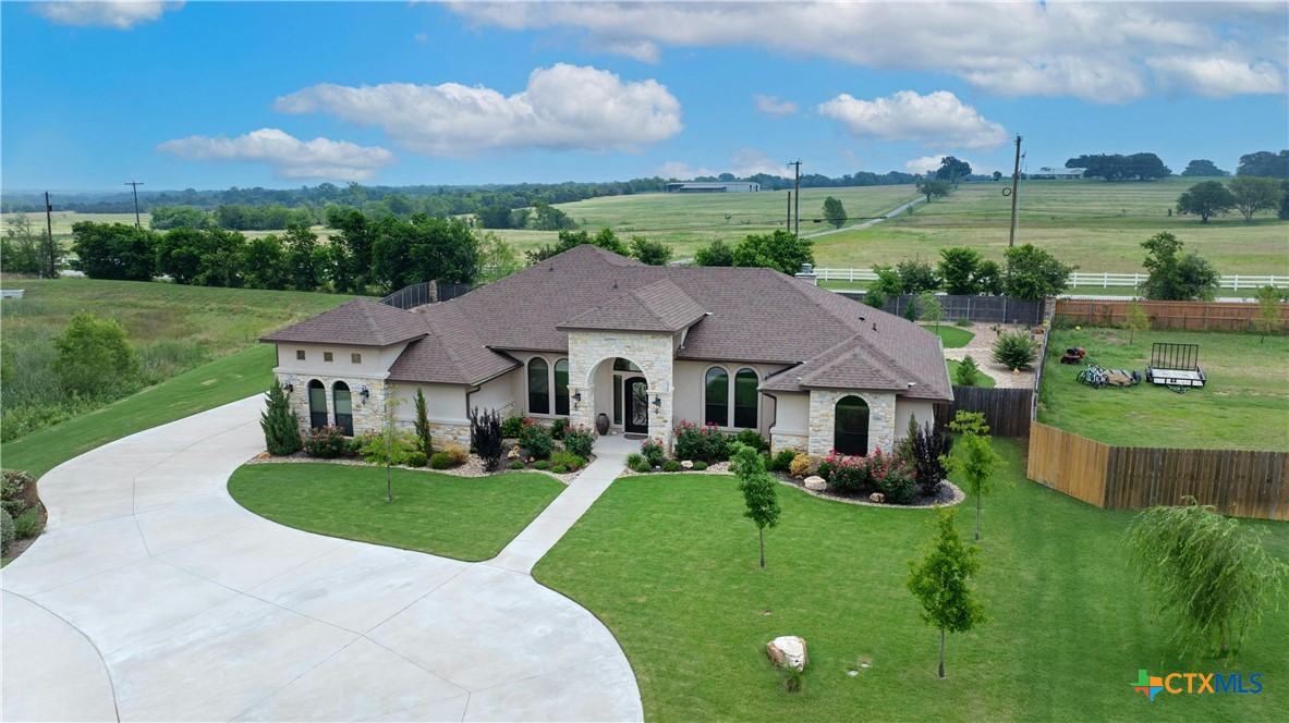 1056 Parkview Drive Way 
