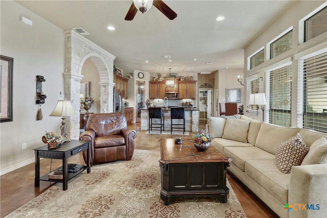 1056 Parkview Drive Way 