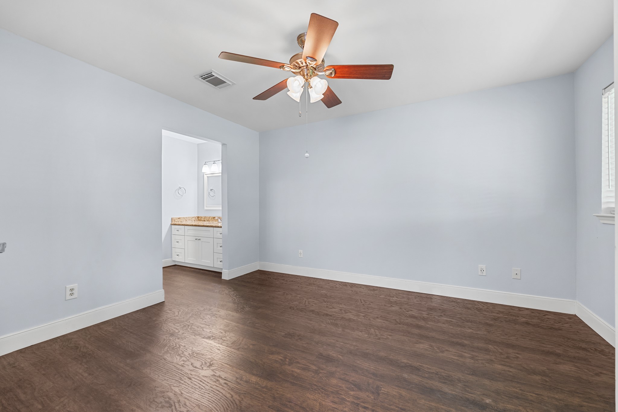 678 W Country Grove Circle , Pearland, TX, 77584 | 15306967 | Realty Texas LLC
