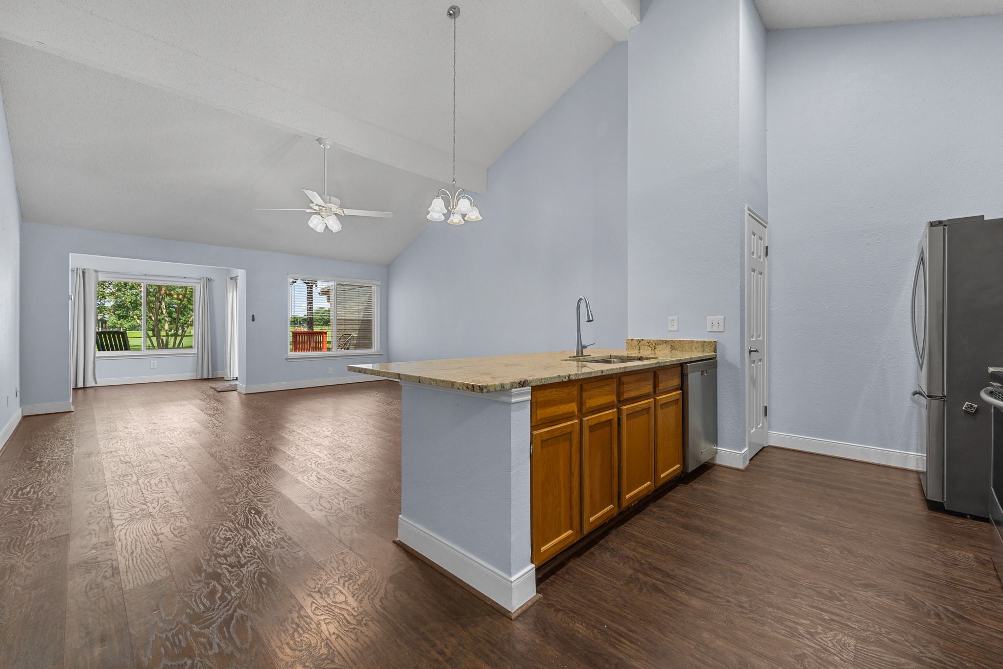 678 W Country Grove Circle , Pearland, TX, 77584 | 15306967 | Realty Texas LLC
