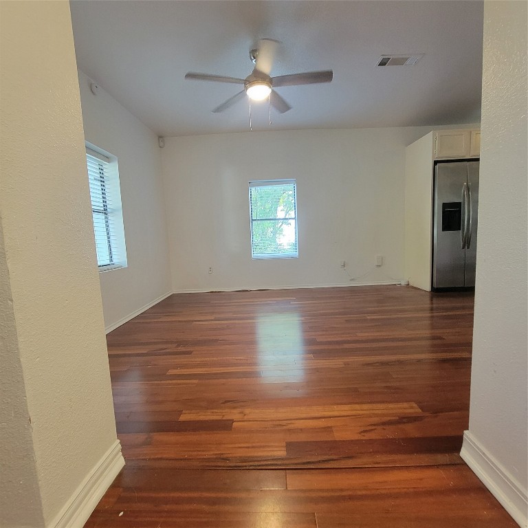 1166 Ridgeway Drive , Austin, TX, 78702 | 6768281 | Realty Texas LLC