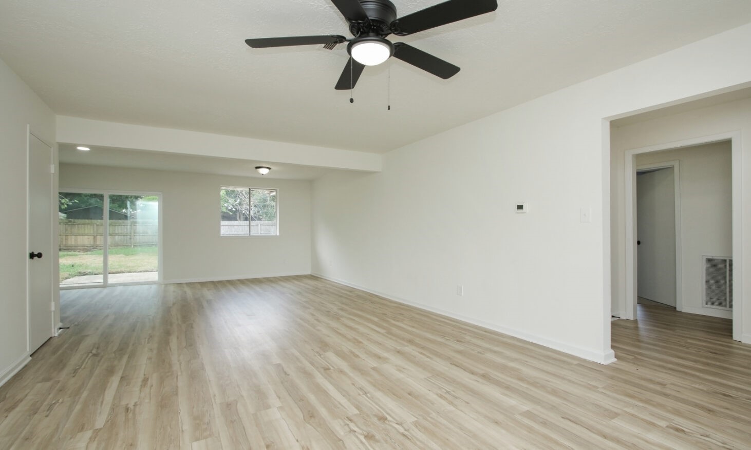 407 Bellmar Lane , Friendswood, TX, 77546 | 76538601 | Realty Texas LLC