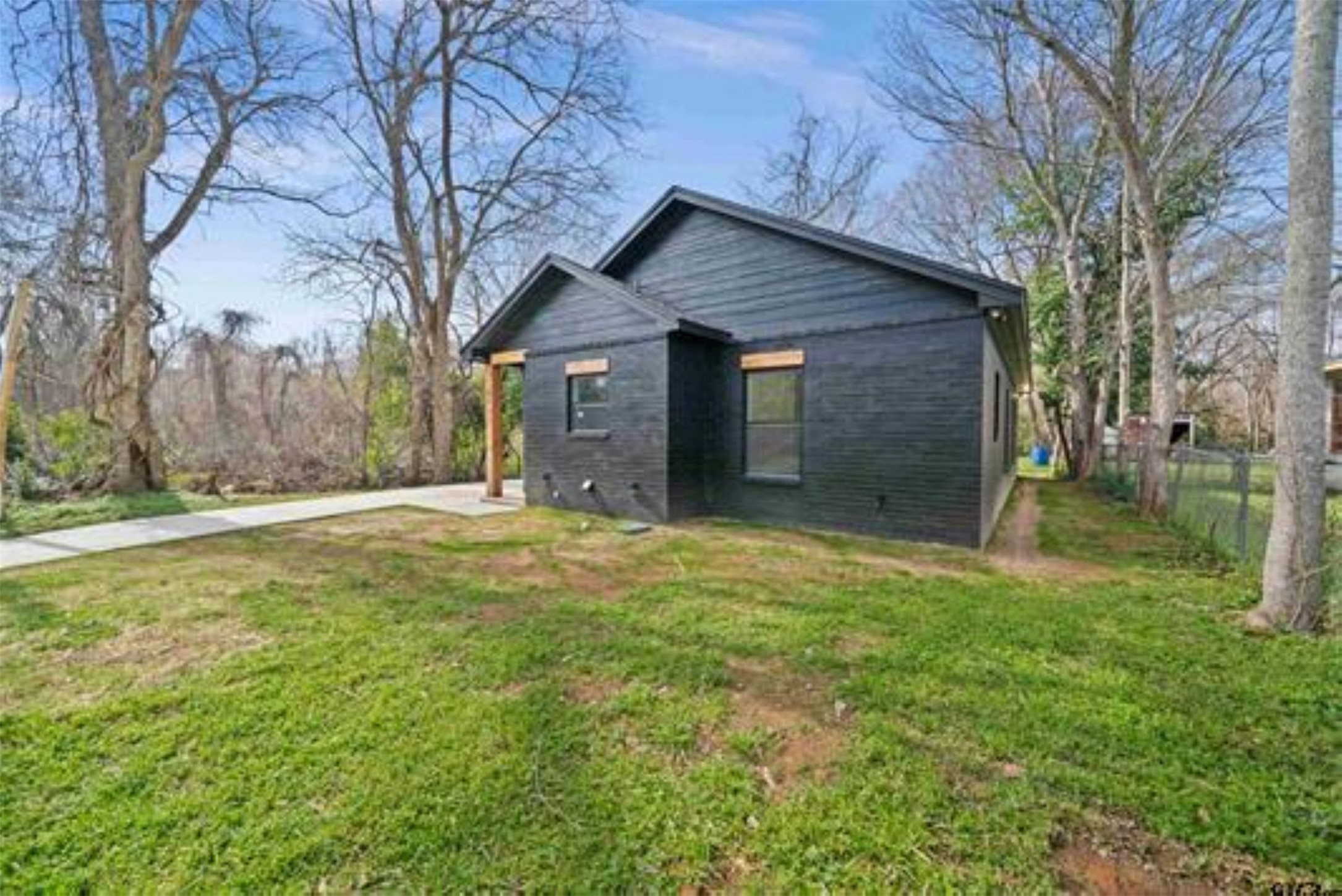 1007 S Jackson Street , Palestine, TX, 75801 | 20601758 | Realty Texas LLC