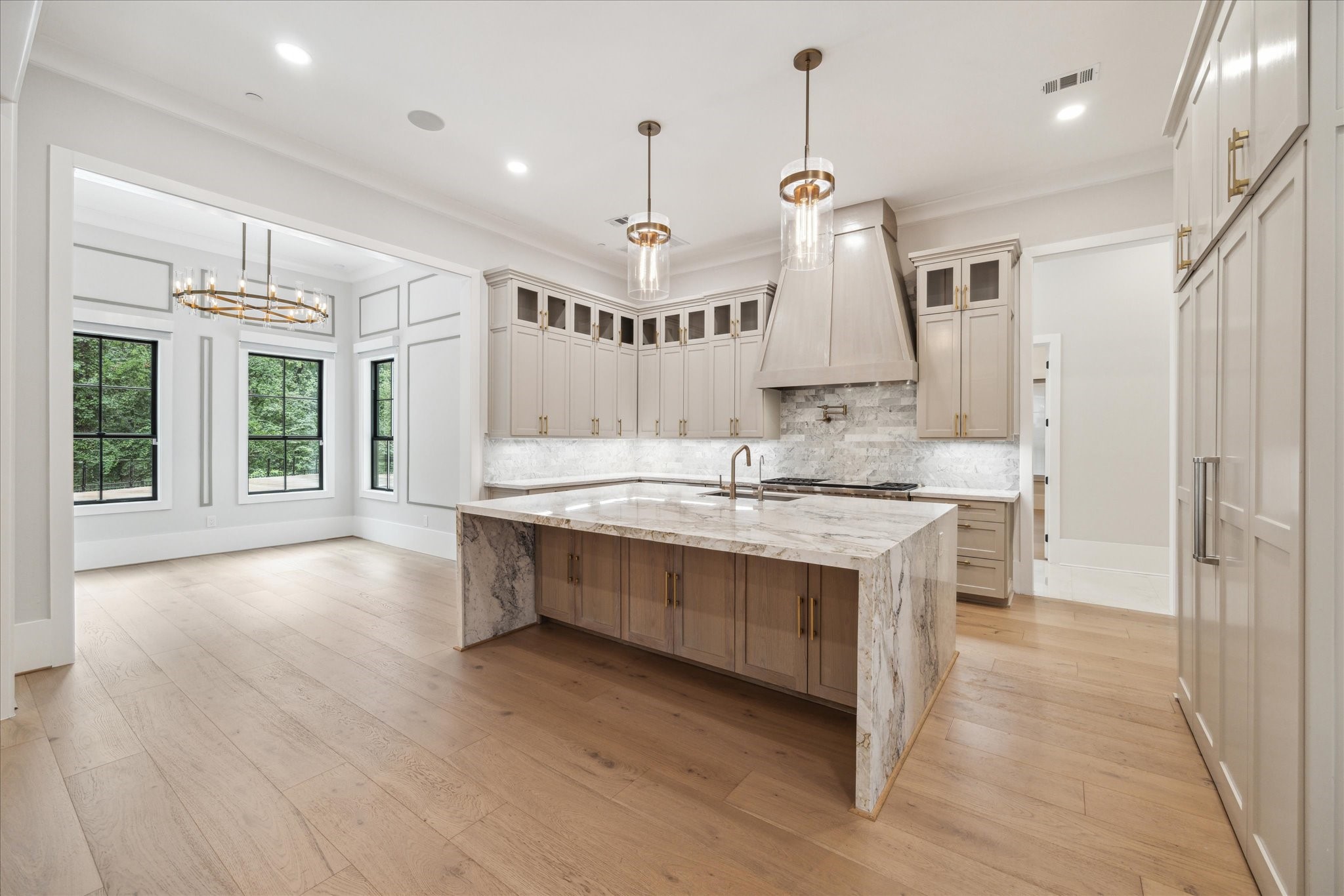 346 Hunters Trail Street , Hunters Creek Village, TX, 77024 | 70588255 | Realty Texas LLC