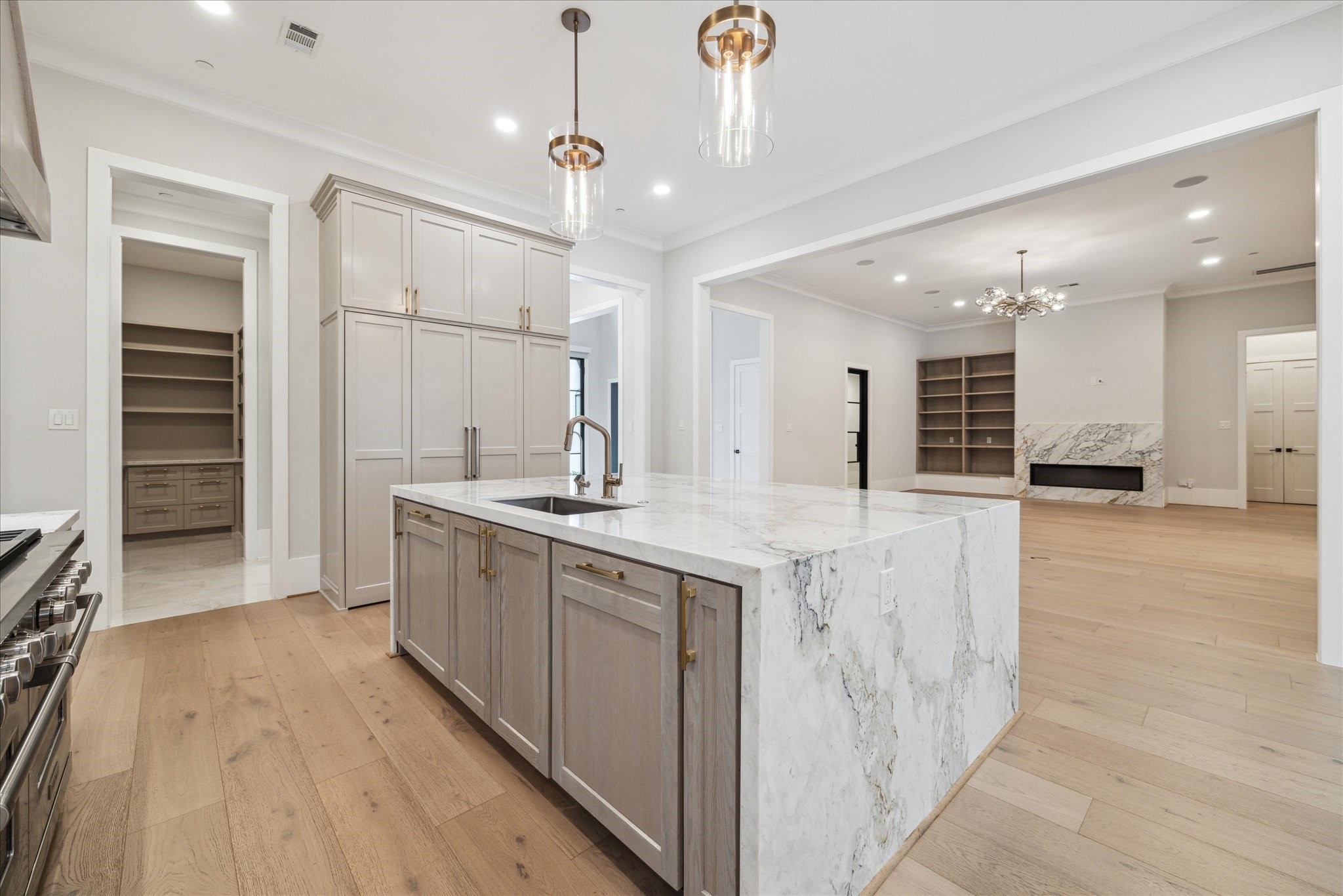 346 Hunters Trail Street , Hunters Creek Village, TX, 77024 | 70588255 | Realty Texas LLC