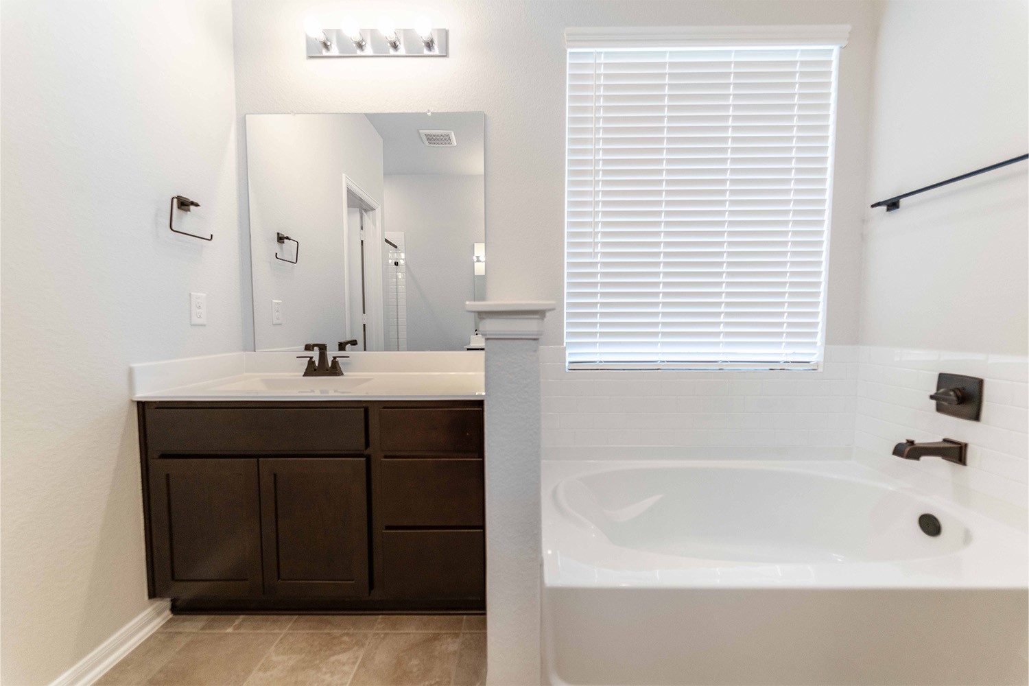1702 Homewood Point Lane , Rosharon, TX, 77583 | 77993717 | Realty Texas LLC
