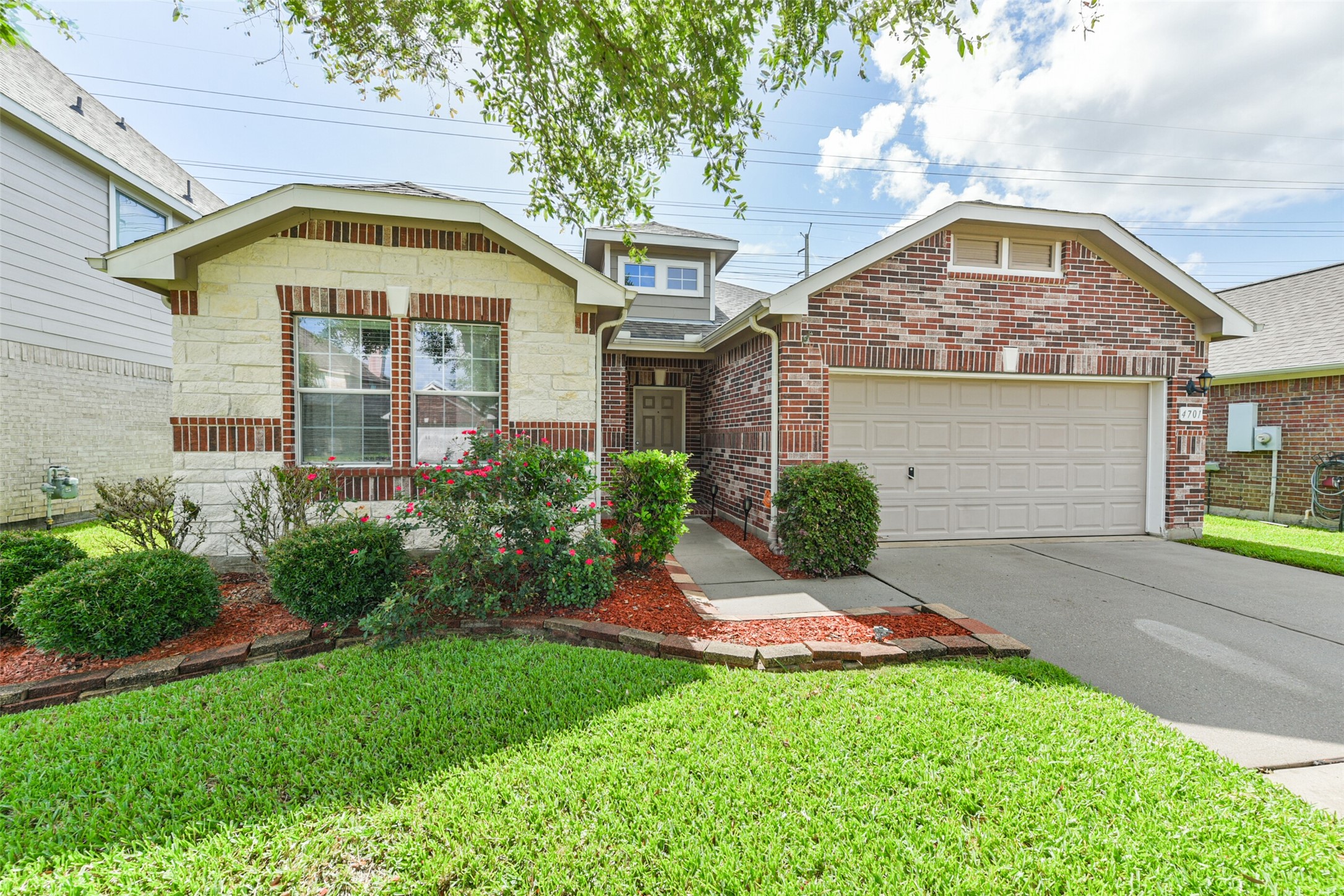 4701 E Meadow Drive , Deer Park, TX, 77536 | 94568680 | Realty Texas LLC