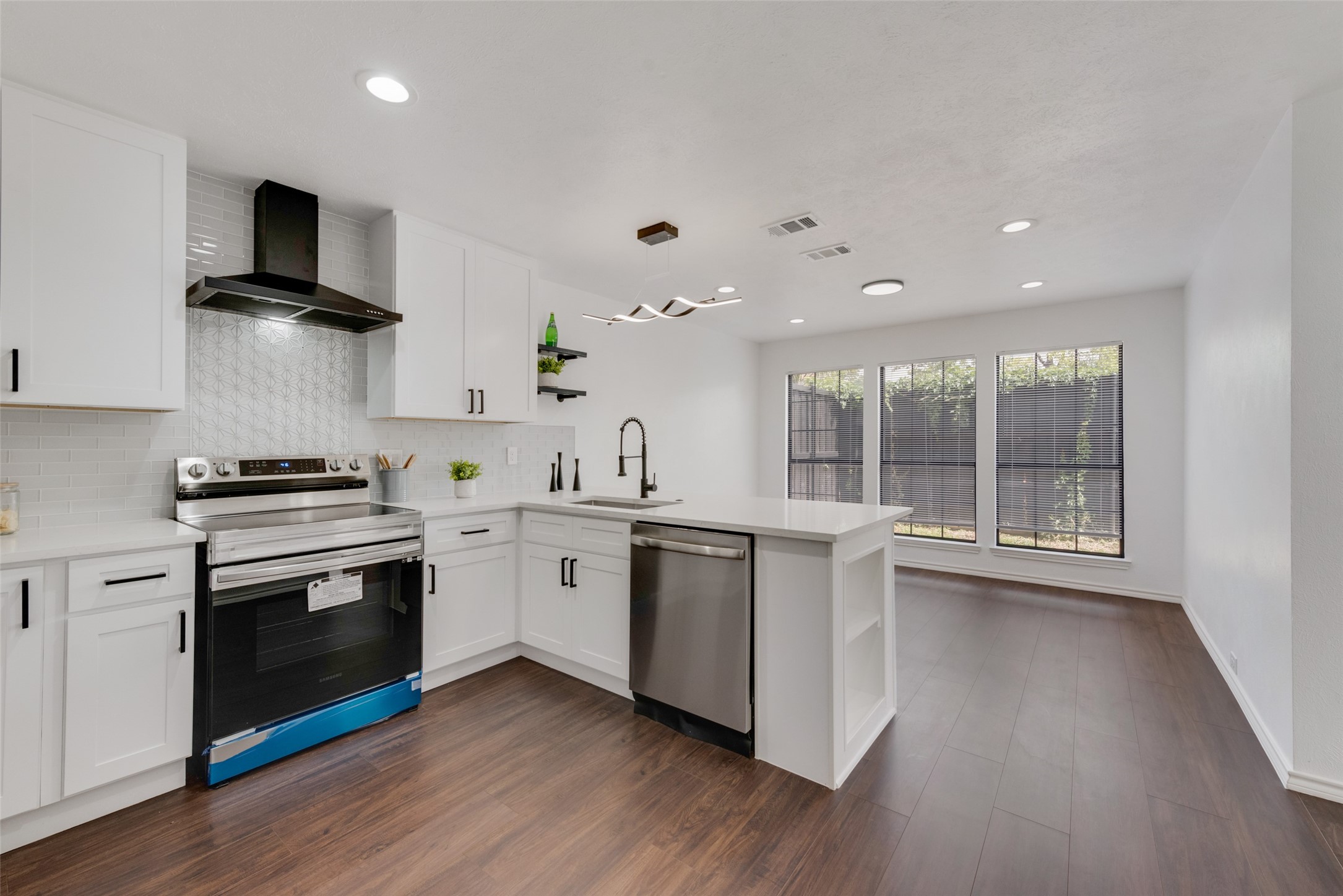 535 Briarcliff Drive , Garland, TX, 75043 | 20647002 | Realty Texas LLC